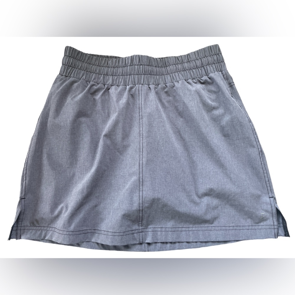 SkirtSports Gray Running Skort, Size Small, Athleisure Athleticwear Golf Tennis